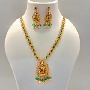 92.5 silver set with green stones | DLS