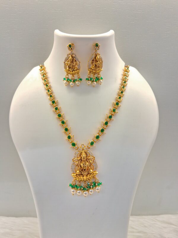 92.5 silver set with green stones | DLS