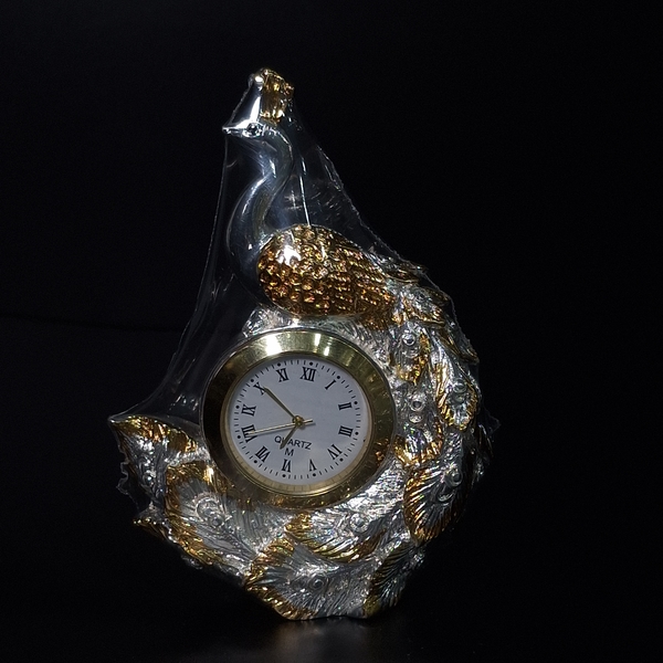 Peacock watch decor